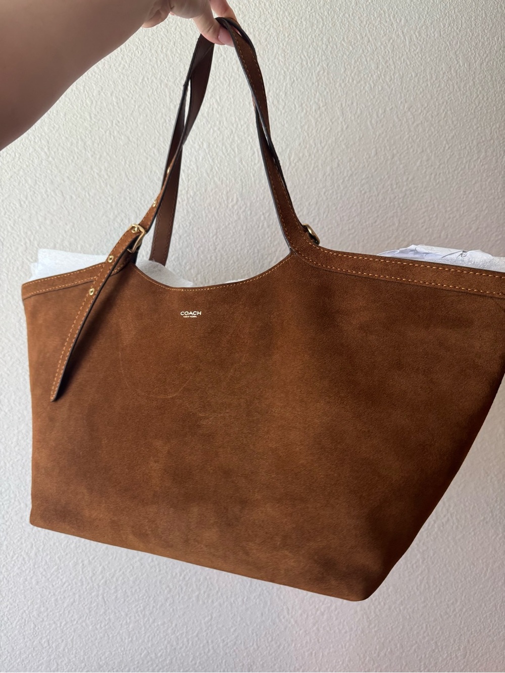 COACH Gramercy tote in Warm Brown suede - Picture 2 of 4